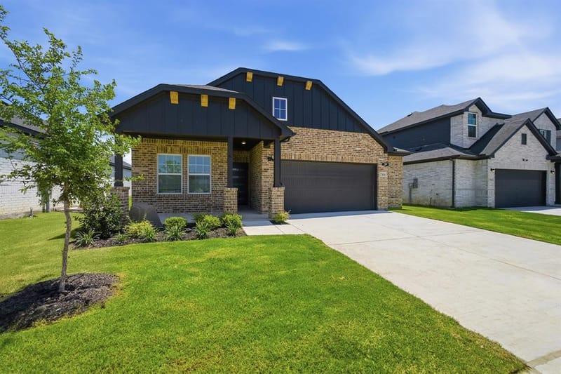 7501 Poplar Drive, Denton TX 76226 - Photo 4