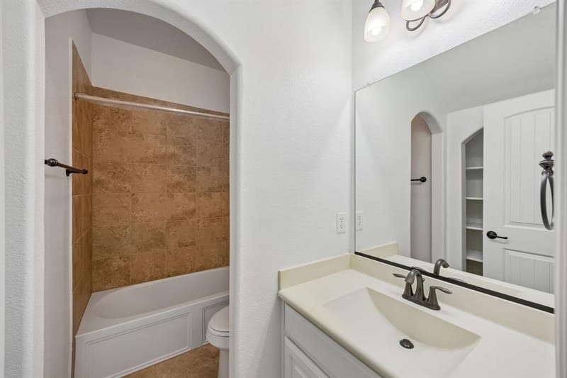 9519 Amberwoods Lane, Frisco TX 75035 - Photo 23