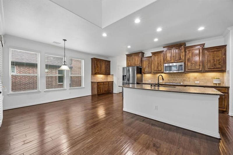 9519 Amberwoods Lane, Frisco TX 75035 - Photo 12