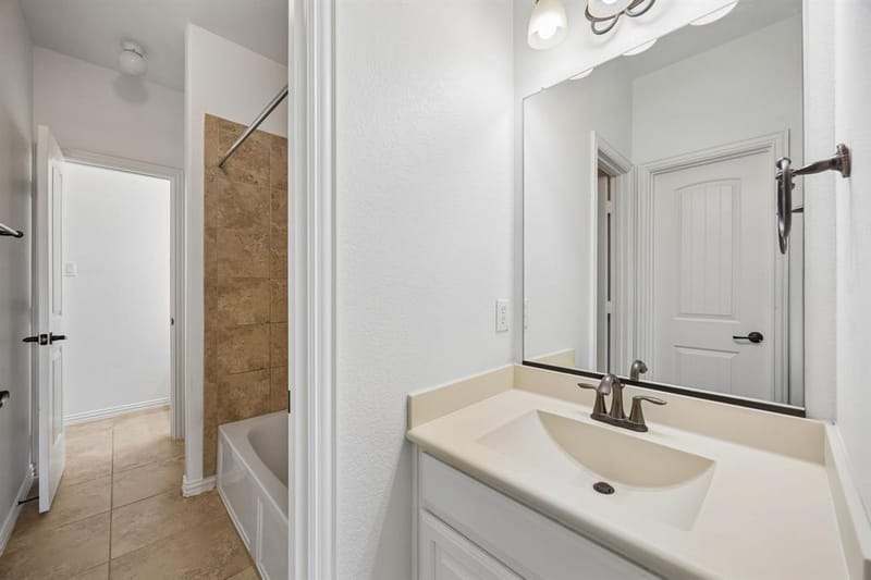 9519 Amberwoods Lane, Frisco TX 75035 - Photo 37