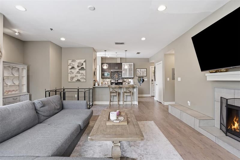 1320 May Street # 214, Fort Worth TX 76104 - Photo 2