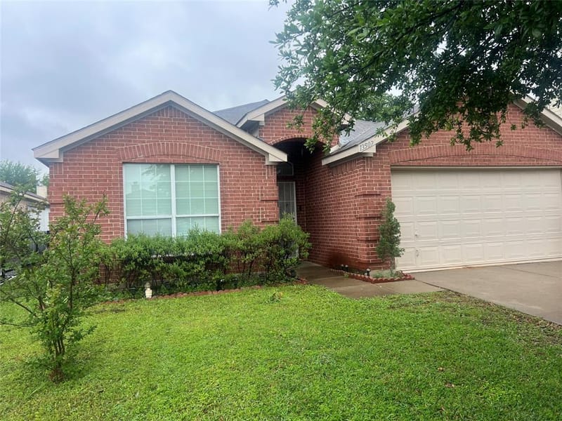 13507 Baldcypress Drive, Dallas TX 75253 - Photo 2