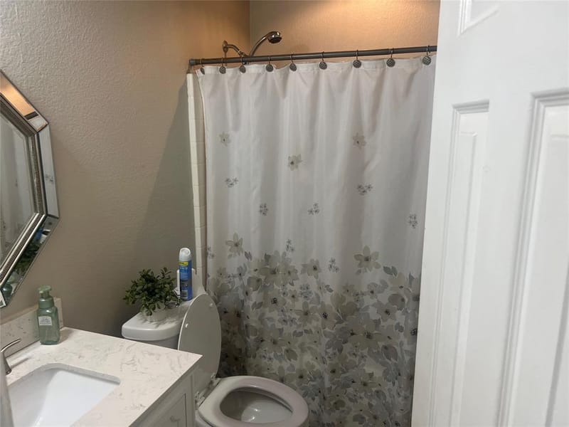 13507 Baldcypress Drive, Dallas TX 75253 - Photo 4