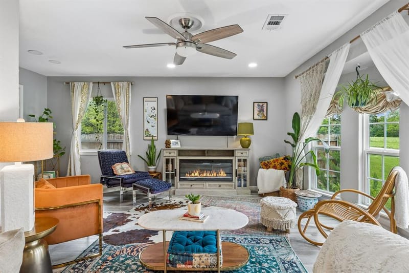 2306 W Five Mile Parkway, Dallas TX 75224