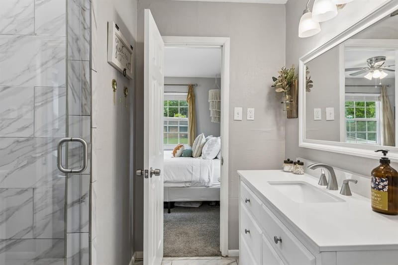 2306 W Five Mile Parkway, Dallas TX 75224 - Photo 18