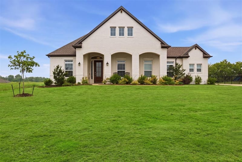 6008 Glenwood Drive, Joshua TX 76058 - Photo 2