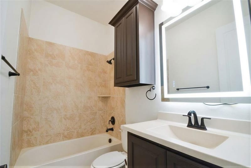 516 Four Stones Boulevard, Lewisville TX 75056 - Photo 11