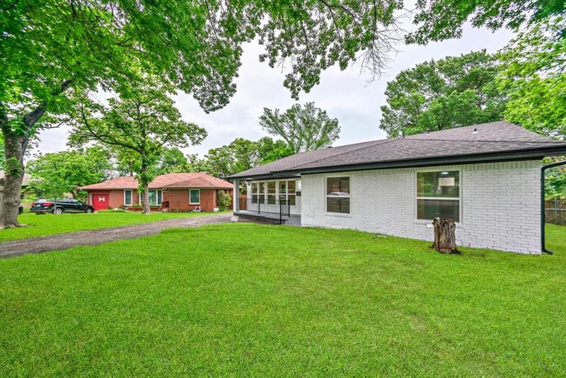 831 Glen Arbor Drive, Dallas TX 75241 - Photo 3