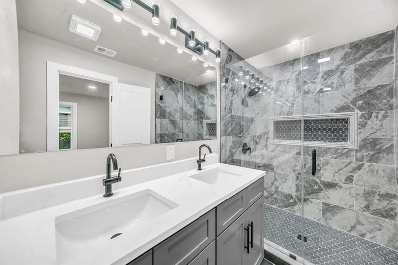 831 Glen Arbor Drive, Dallas TX 75241 - Photo 24