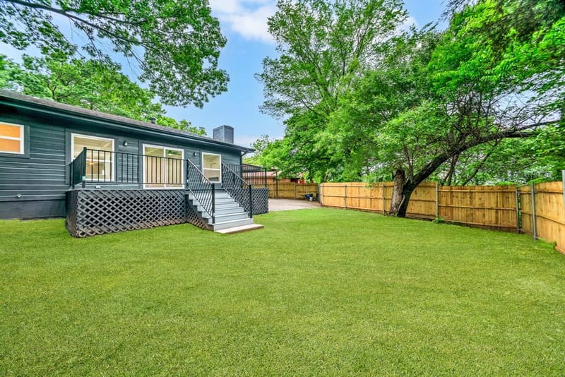 831 Glen Arbor Drive, Dallas TX 75241 - Photo 35