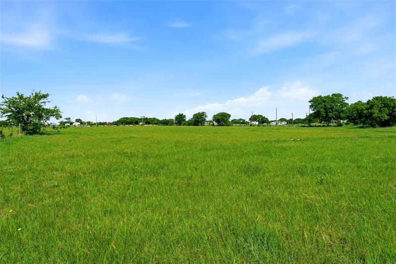8983 W Odneal Road, Krum TX 76249 - Photo 27