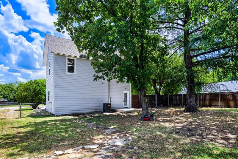 123 S 2nd Street, Sanger TX 76266 - Photo 28