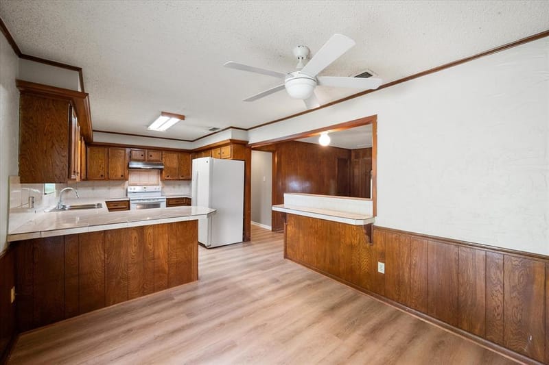 200 W Garrity Street, Corsicana TX 75110 - Photo 16