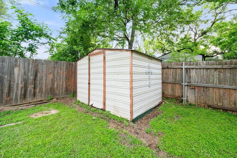 200 W Garrity Street, Corsicana TX 75110 - Photo 7