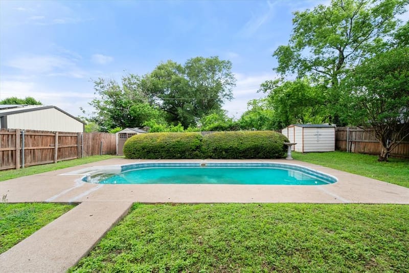 200 W Garrity Street, Corsicana TX 75110 - Photo 8
