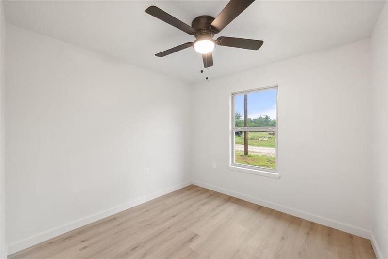 901 S 3rd, Dawson TX 76639 - Photo 15