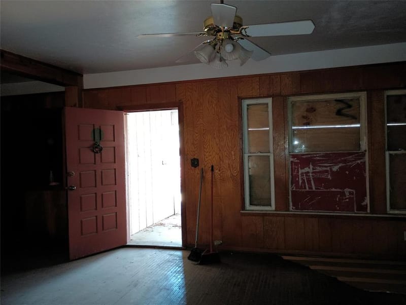 2009 Hemphill Street, Fort Worth TX 76110 - Photo 13
