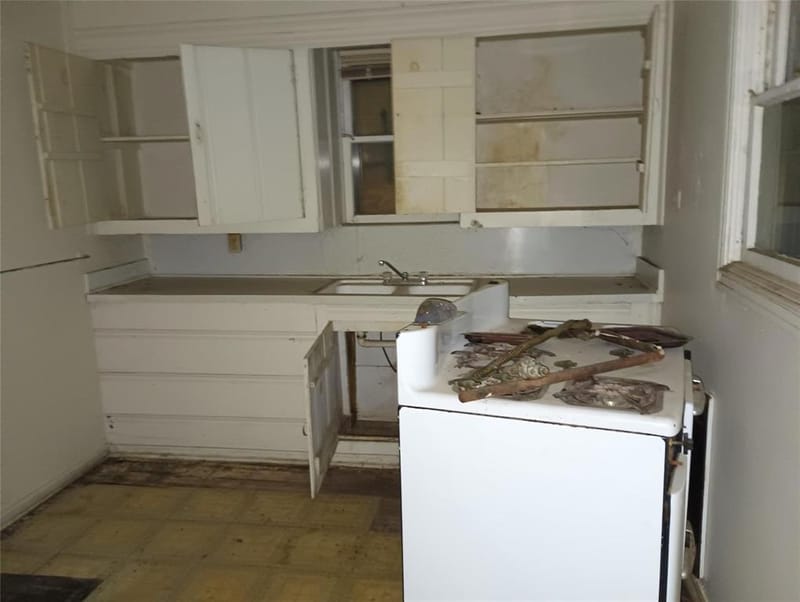 2009 Hemphill Street, Fort Worth TX 76110 - Photo 5