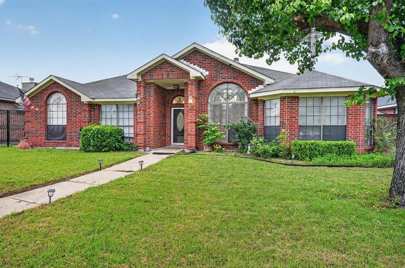 1701 Briargrove Drive, Mesquite TX 75181