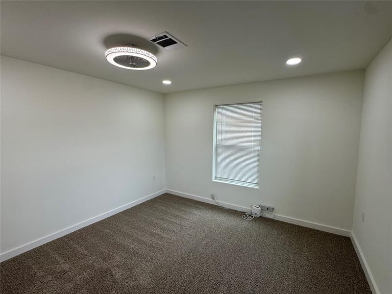 513 W South Street, Whitesboro TX 76273 - Photo 20