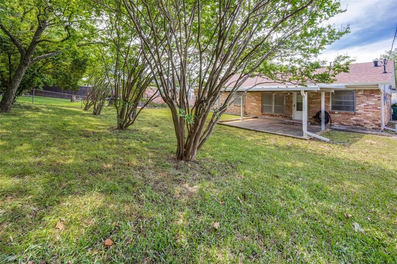 2325 N Ricketts Street, Sherman TX 75092 - Photo 27
