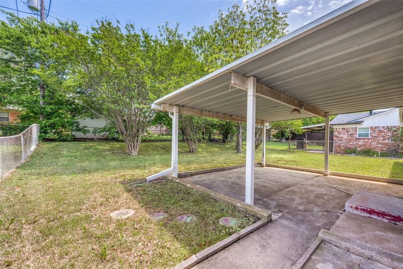 2325 N Ricketts Street, Sherman TX 75092 - Photo 26