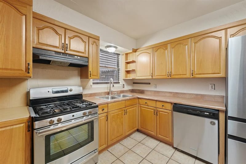 14813 Oakwood Lane, Balch Springs TX 75180 - Photo 6
