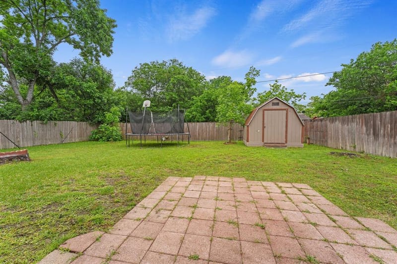 14813 Oakwood Lane, Balch Springs TX 75180 - Photo 16