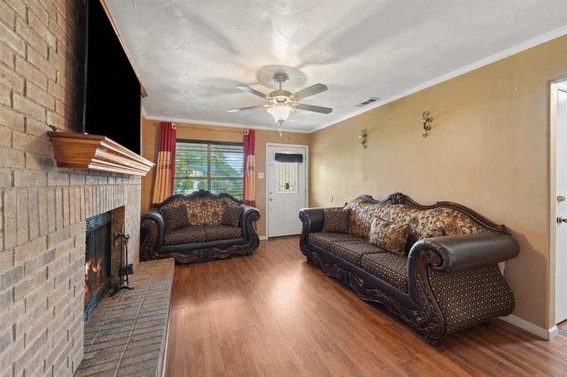 14813 Oakwood Lane, Balch Springs TX 75180 - Photo 3