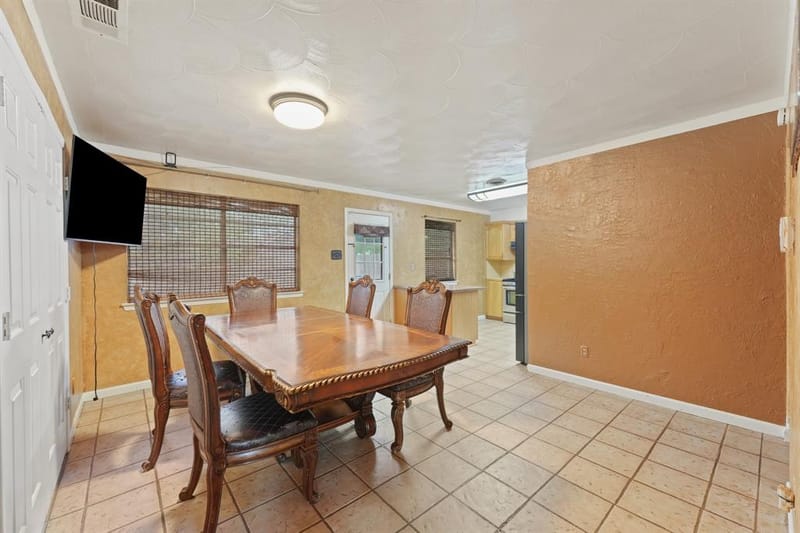 14813 Oakwood Lane, Balch Springs TX 75180 - Photo 4