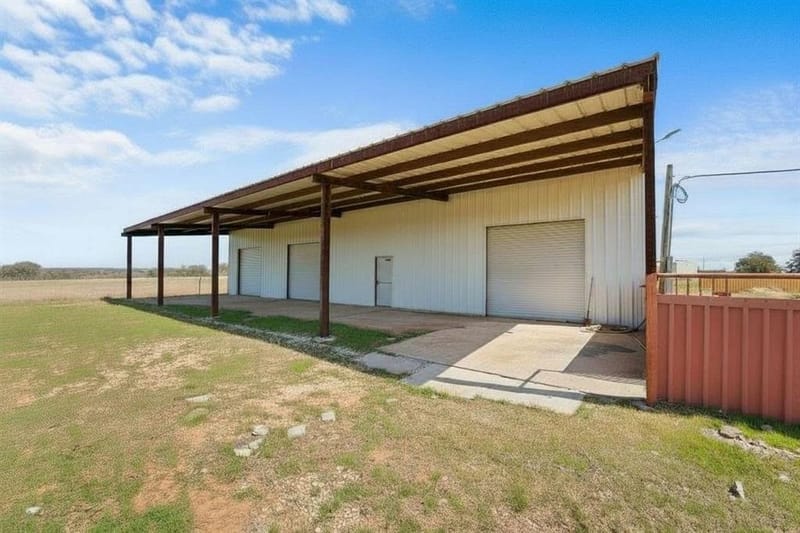 277 Deer Shadow Circle, Whitney TX 76692 - Photo 30