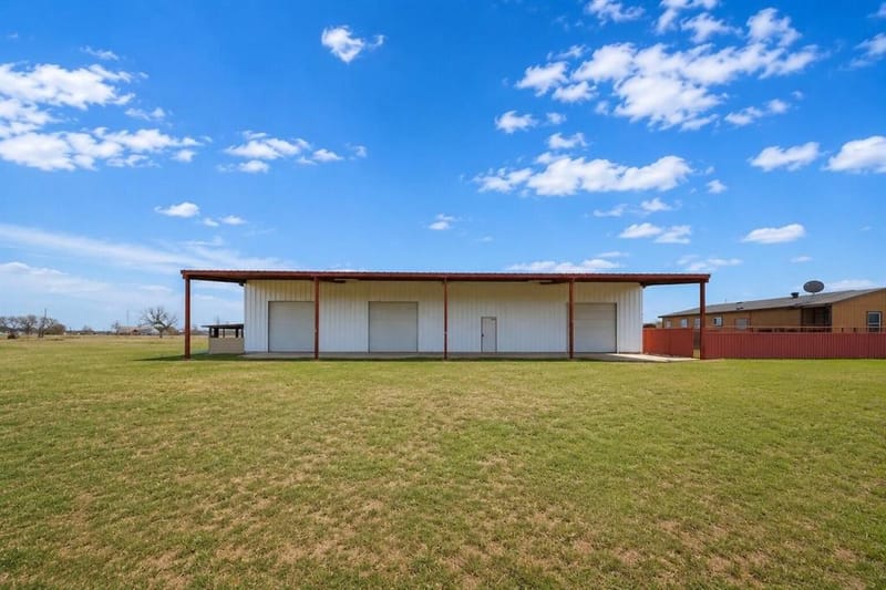 277 Deer Shadow Circle, Whitney TX 76692 - Photo 10