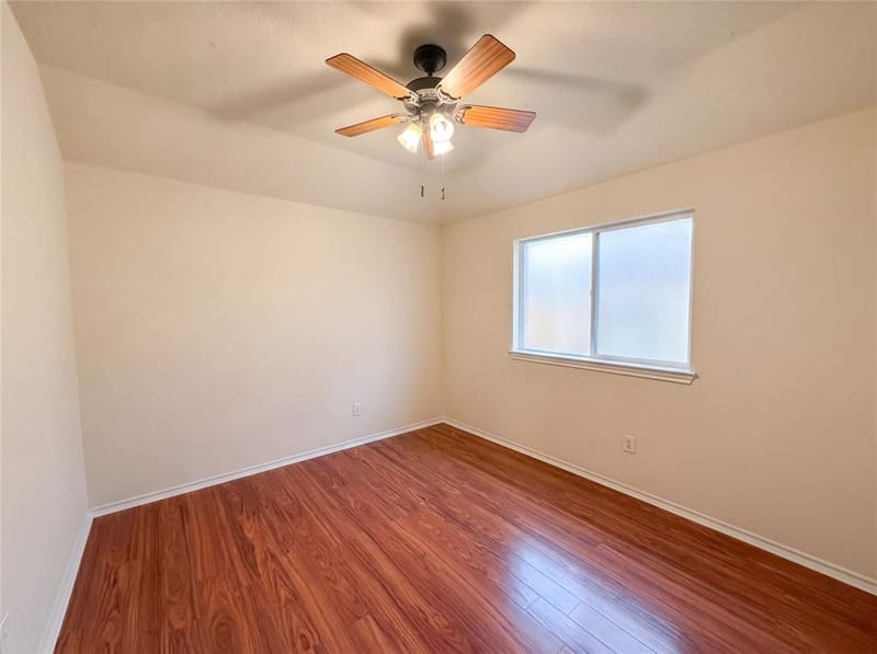 9816 Mullins Crossing Drive, Fort Worth TX 76126 - Photo 11