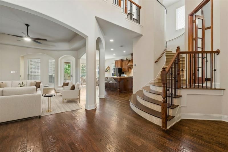 2913 Fayette Trail, Frisco TX 75034 - Photo 3