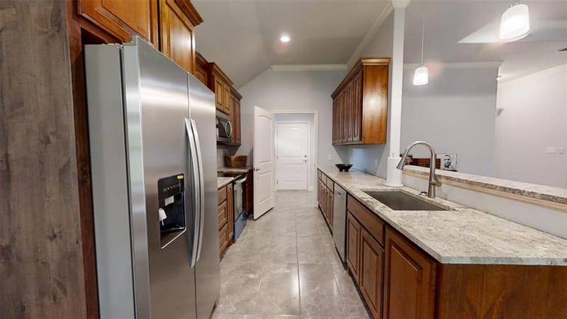2615 San Gabriel Drive, Granbury TX 76048 - Photo 8