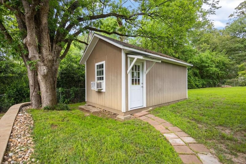 1327 BRIDLE PATH Lane, Hideaway TX 75771 - Photo 36