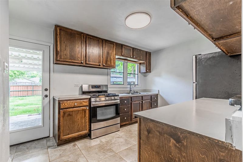 11206 Tascosa Street, Dallas TX 75228 - Photo 9