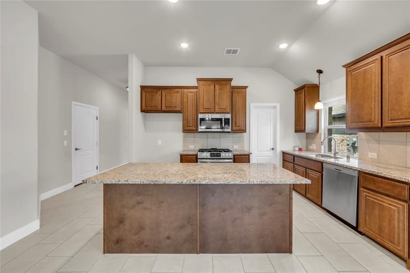 452 W Autumn Hill Bluff, Lavon TX 75166 - Photo 11