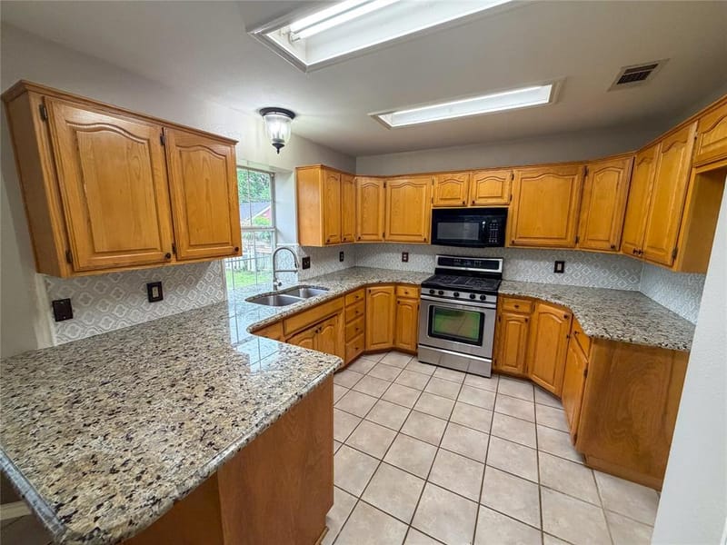 2204 N Village Drive, Bonham TX 75418 - Photo 12