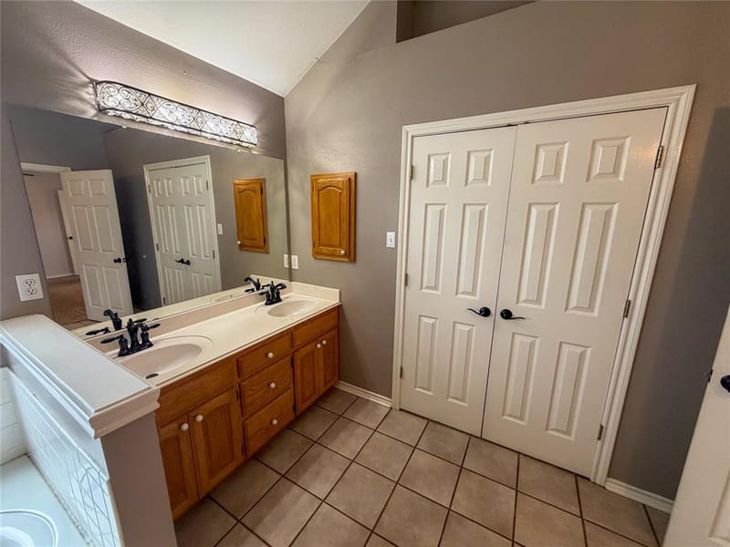 2204 N Village Drive, Bonham TX 75418 - Photo 19