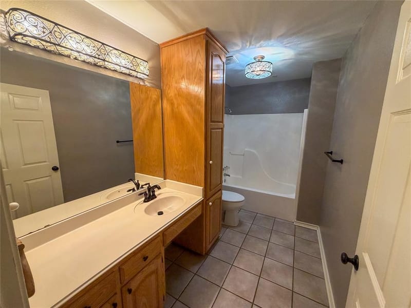 2204 N Village Drive, Bonham TX 75418 - Photo 25