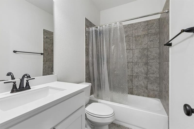 2443 Bussey Drive, Irving TX 75062 - Photo 23