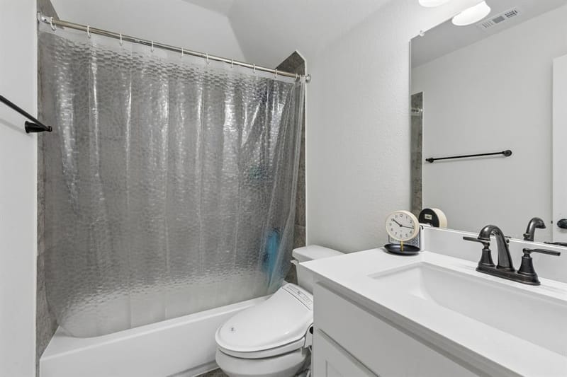 2443 Bussey Drive, Irving TX 75062 - Photo 32