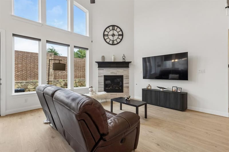 2443 Bussey Drive, Irving TX 75062 - Photo 8