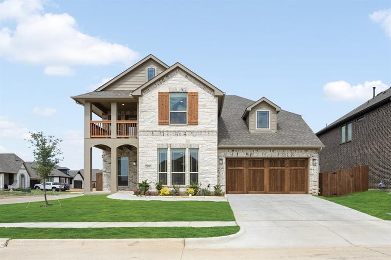 2644 Lila Street, Burleson TX 76028