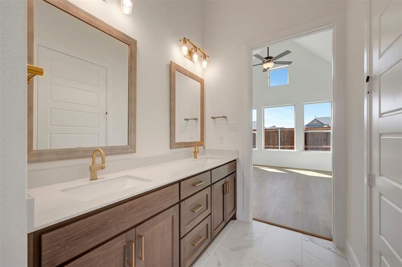 4715 Boyds Branch Drive, Arlington TX 76005 - Photo 12