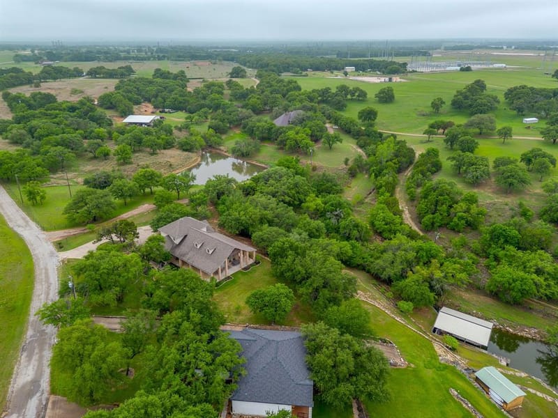 6417 Beacon Vista Circle, Granbury TX 76049 - Photo 8