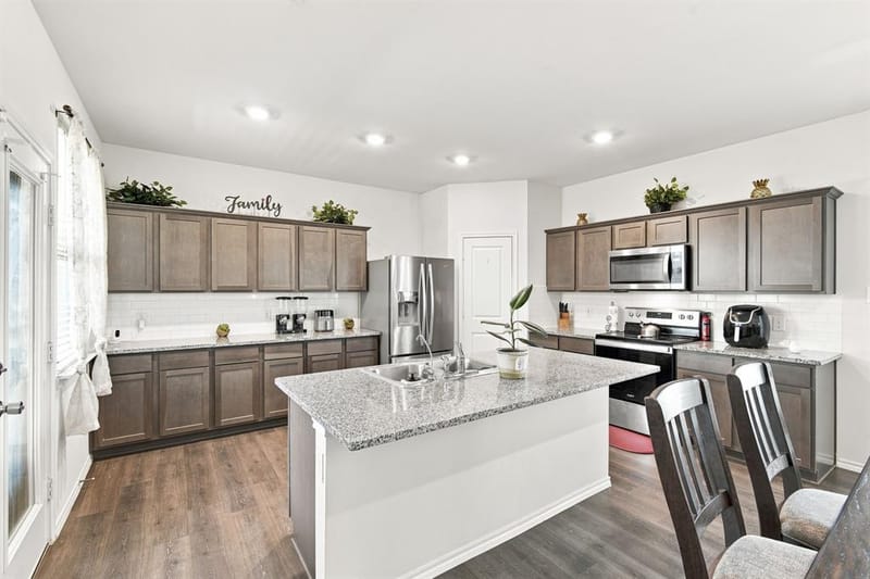 2070 Puma Street, Crandall TX 75114 - Photo 8