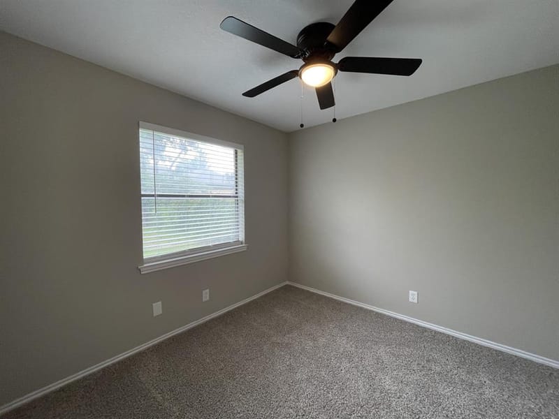 4104 GREEN ACRES Circle, Arlington TX 76017 - Photo 14