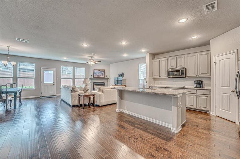 909 Gambel Drive, Sherman TX 75092 - Photo 9